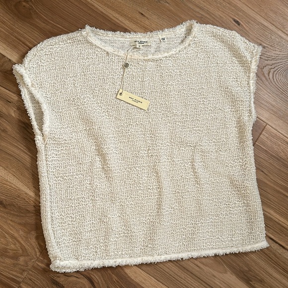 Max Studio Set - Top and Pants - Picture 2 of 7